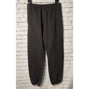 Yeezy Gap Men’s Fleece Joggers Size Medium Black. D62